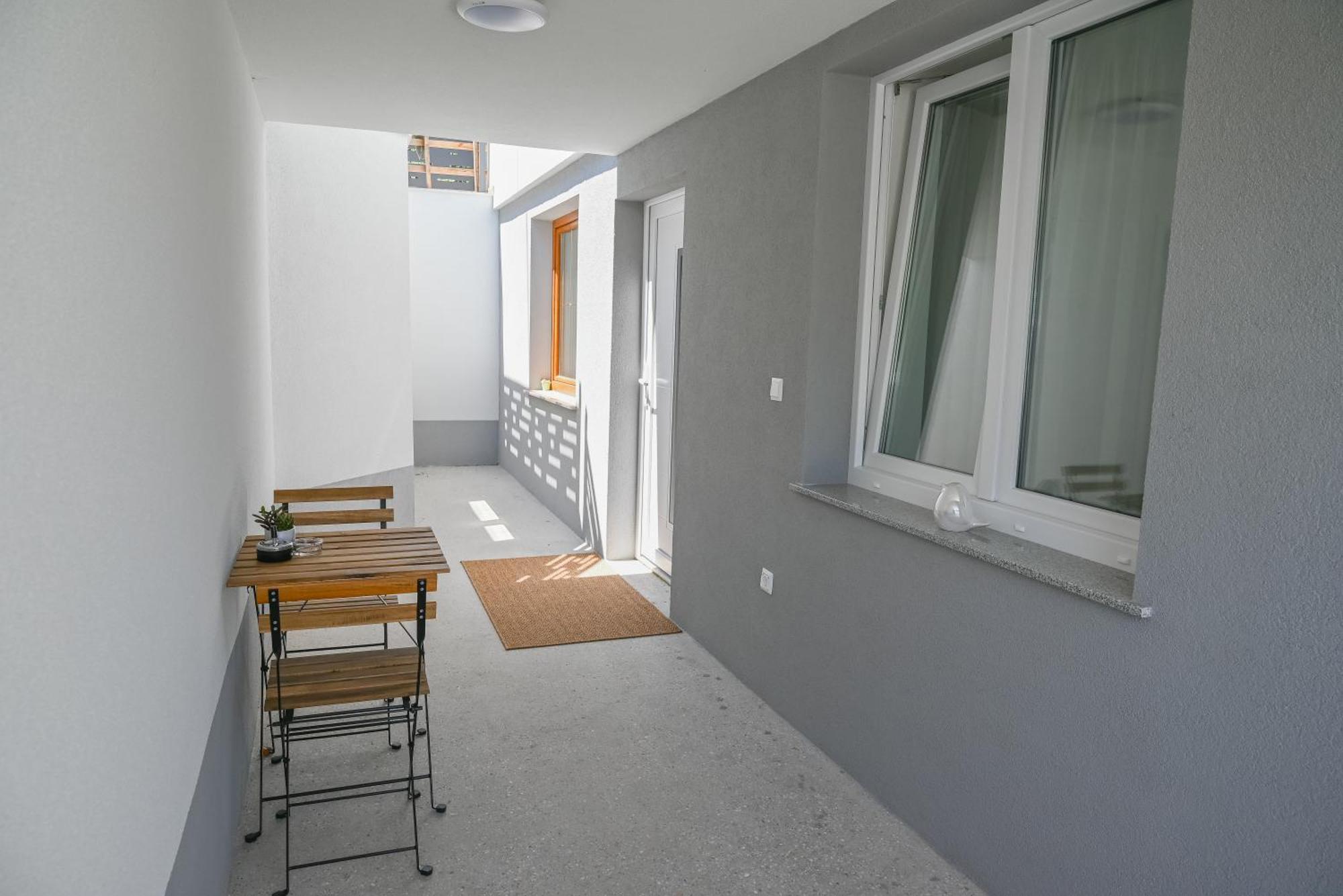Apartma Cave Bliss มาริบอร์ ภายนอก รูปภาพ